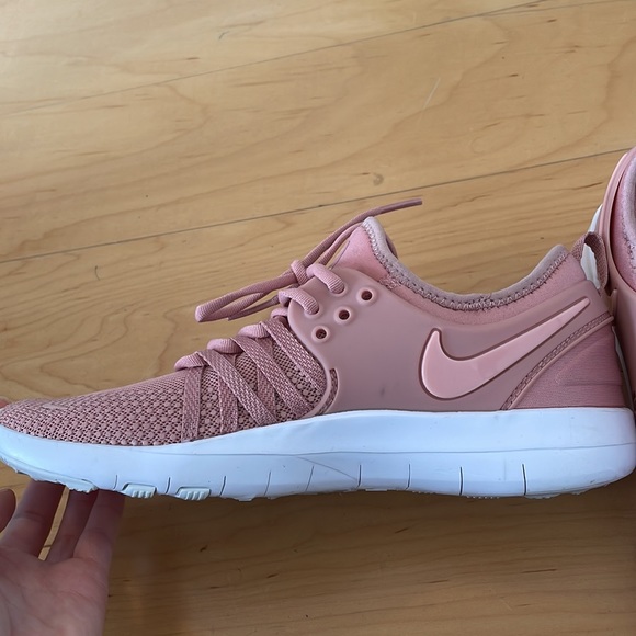 Worn twice - Nike mesh trainers - Picture 2 of 4